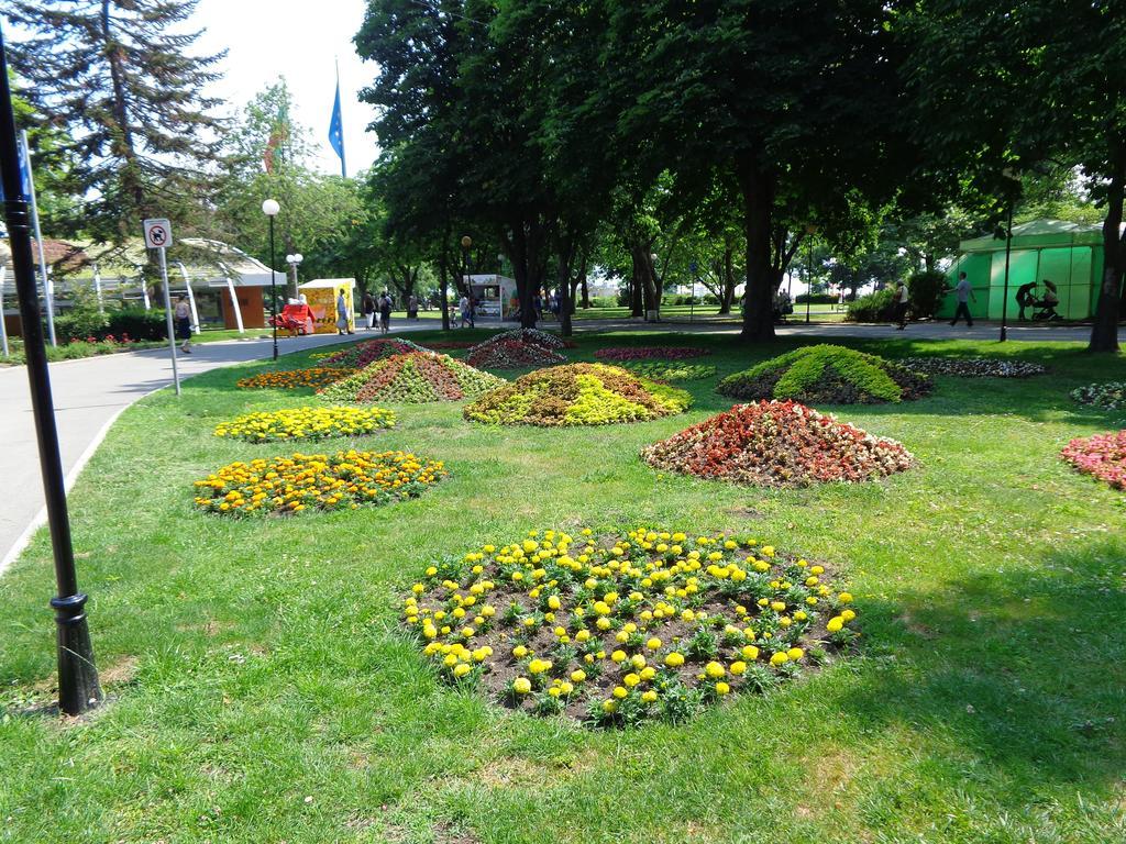 Zoya Apartment Burgas Екстер'єр фото
