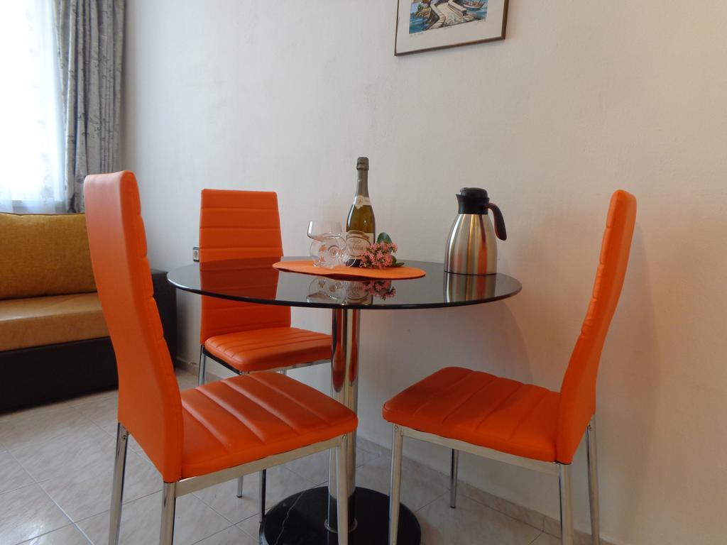 Zoya Apartment Burgas Екстер'єр фото
