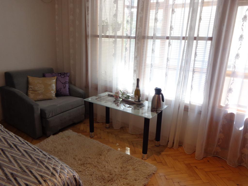 Zoya Apartment Burgas Екстер'єр фото